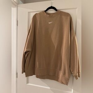 Nike Crewneck Size Medium
